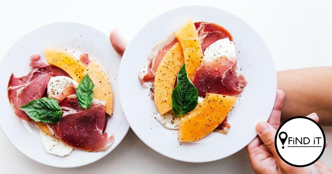 Romerige kekerertjies met eiers en prosciutto. Foto: Chris Ralston