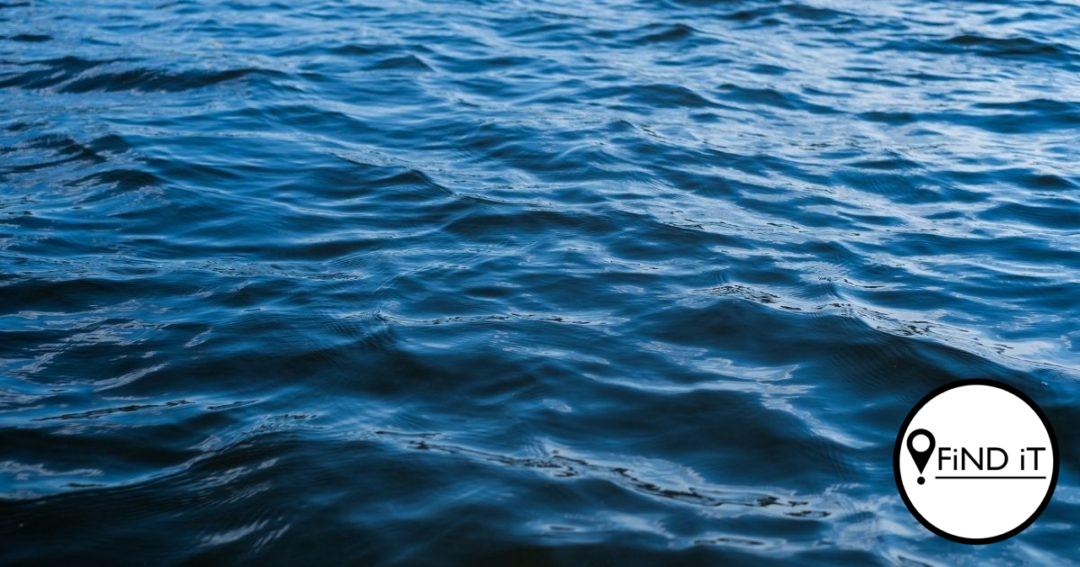 Rivier spoel motor weg, ma verdrink