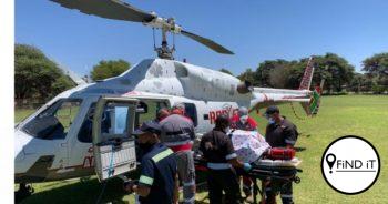 Baba met lugambulans na hospitaal