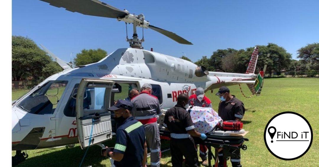Baba met lugambulans na hospitaal