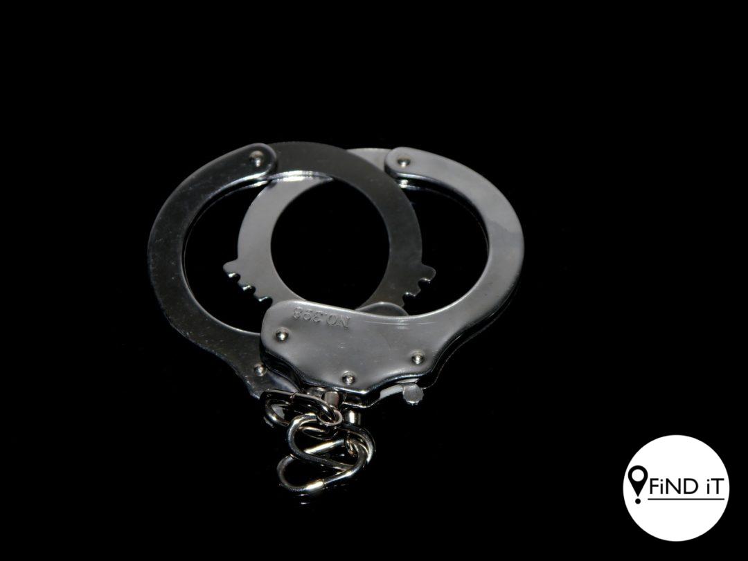 ’n Egpaar van hier is twee lewenslange vonnisse en 22 jaar tronkstraf elk opgelê vir verskillende seksuele misdrywe teenoor hul kinders.