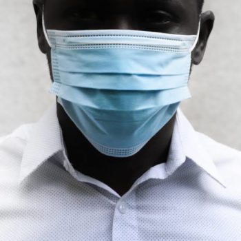 Chemikalieë wat penisse laat krimp in gesigmaskers gevind (Foto: STAT News)