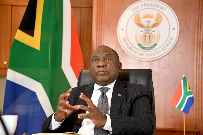 President Cyril Ramaphosa aan die woord (Foto: eNCA)