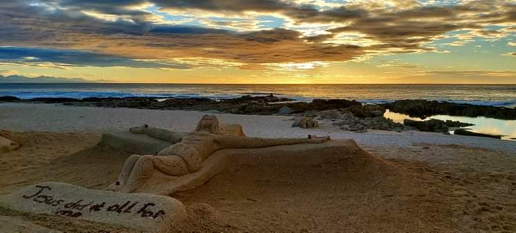 Die foto's is voor Delfinos, 'n restaurant op Mosselbaai, geneem. (Foto: Verskaf)