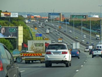 Alhoewel Suid-Afrika beplan om die toegelate alkoholpersentasie na 0 te verlaag, is daar twyfel of dit regtig ’n verskil sal maak. (Foto: 2Oceansvibe)