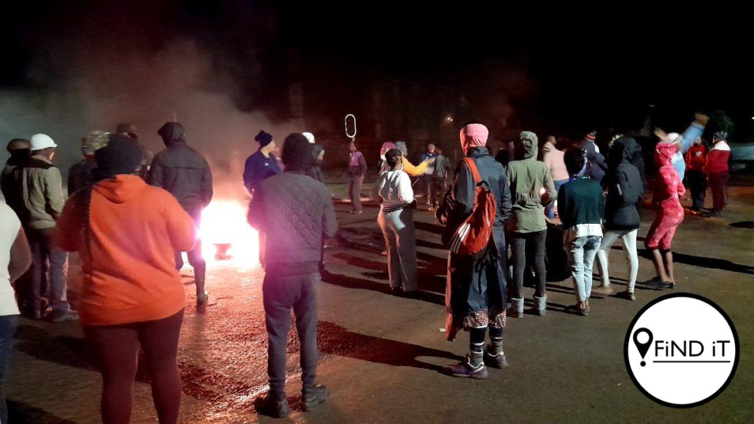 Verskeie paaie na Kimberley met optogte gesluit