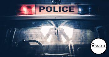 Man dood tydens polisie aanval