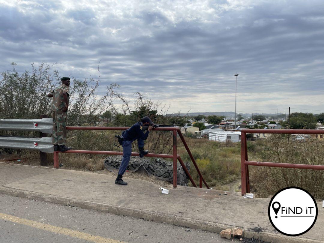 Kby-paaie weer begaanbaar ná protesaksie (Foto: Elbeth Marais)