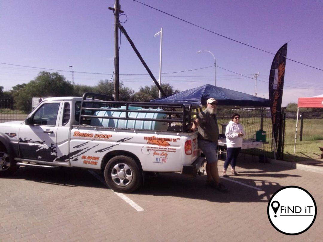 Foto’s - Kimberliete help Boere Droogtehulp SA diesel insamel