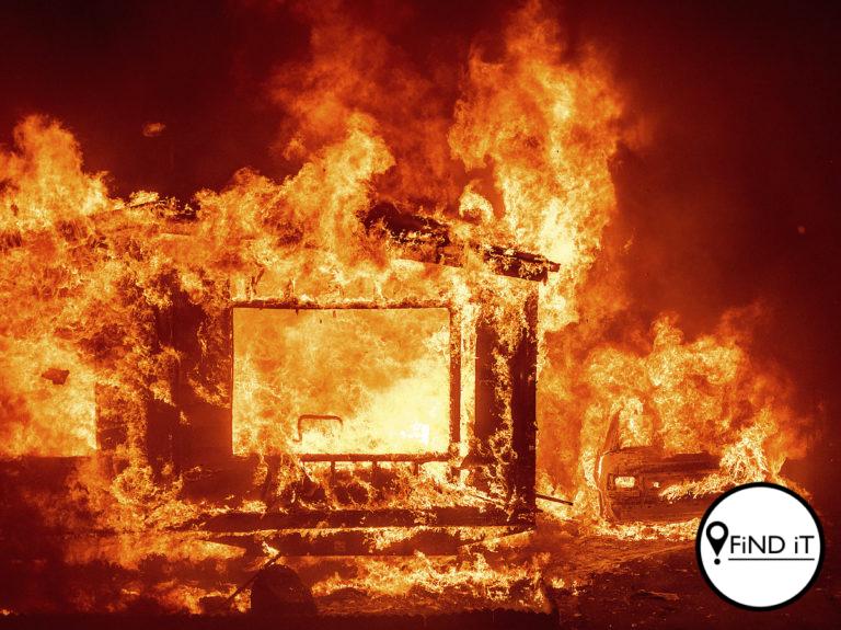 Familie tydens brand uitgewis