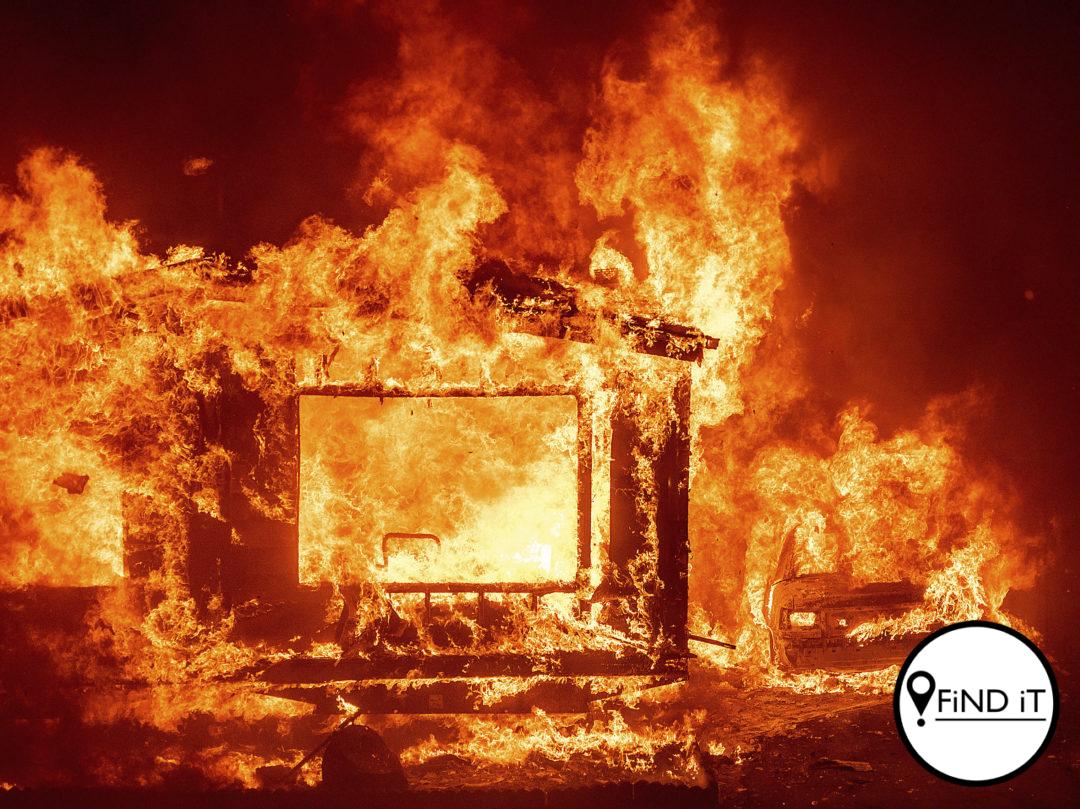 Familie tydens brand uitgewis