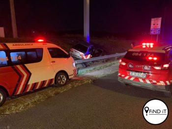 Man sterf toe motor teen paal langs N1 bots