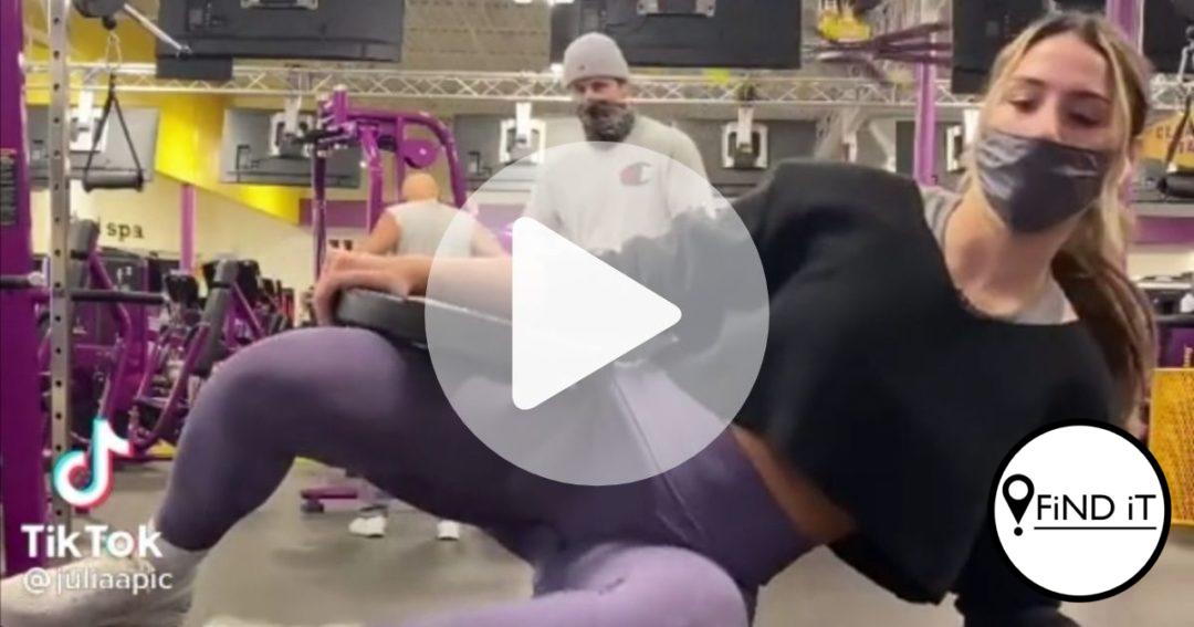 Man neem glo foto van vrou se boude in gym
