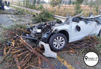 Twee dood toe twee vragmotor, bakkie en motor bots