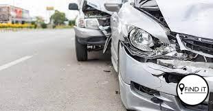 Die veiligste posisie in 'n motor is om regop te sit, soos in 'n stoel. Sit met jou voete plat op die vloer en met jou rug teen soveel as moontlik van die sitplek
