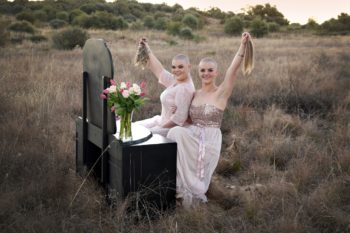 Susters pak kankerstryd saam aan (Foto's: Elsa Vermeulen Photography)