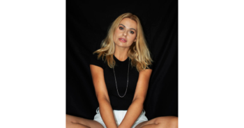 Mum-of-two mistaken for Margot Robbie