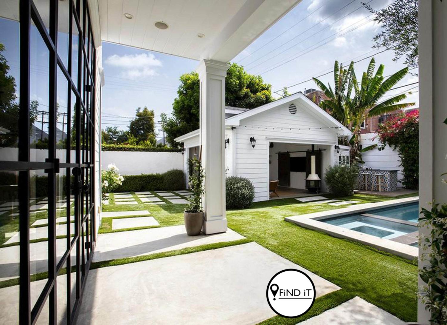 Take a look in the house of Margot Robbie