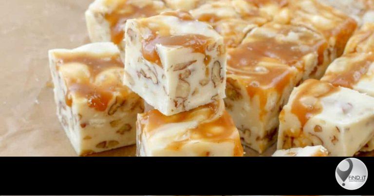 Witsjokolade-karamelfudge