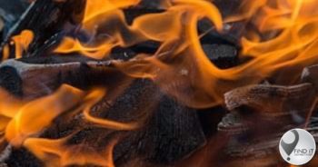 Tienermeisies (12 en 18) brand dood in informele woning