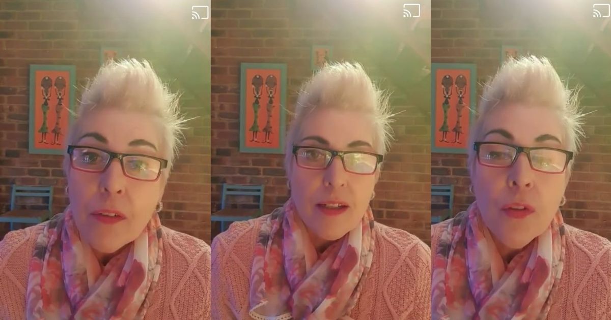 Pixie Pink vra dat almal hierdie video sal deel en baklei vir geregtigeid om te seevier.