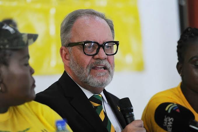 Carl Niehaus met boete vrygelaat (Foto: News24)