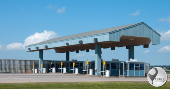 Cosatu threatens ‘election day’ protest if e-toll system isn’t scrapped