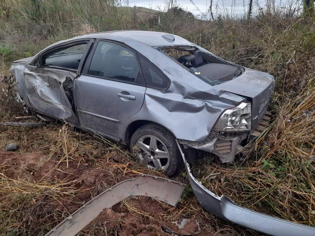 Man dood in een-voertuig-ongeluk (Foto:Reaction Unit South Africa, Facebook)