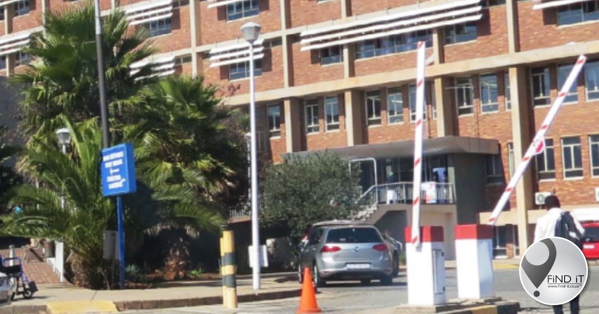 oe Dube Dinsdag teruggekeer het na die hospitaal het sy haar dogter dood in 'n rolstoel gevind.