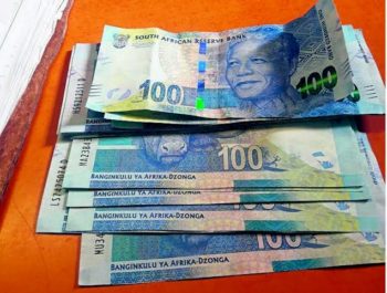 Polisie trek vier verdagtes vas oor vervalsde geld (Foto: News24)