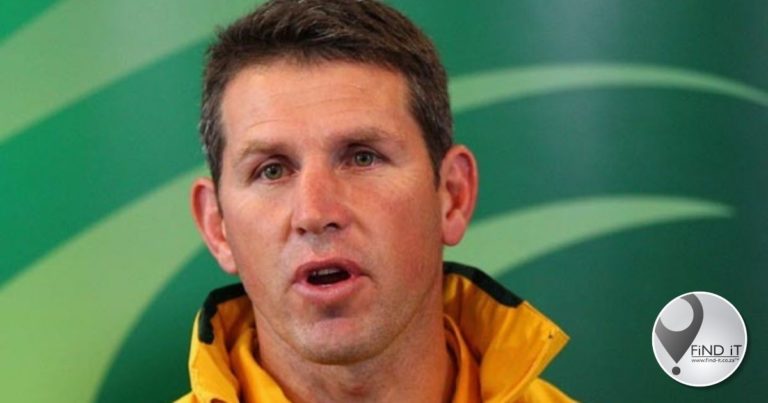 Braam Van Straaten bevind hom in Varsity-geselskap