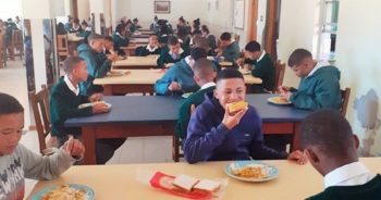 Koshuis steier onder Covid en vele probleme