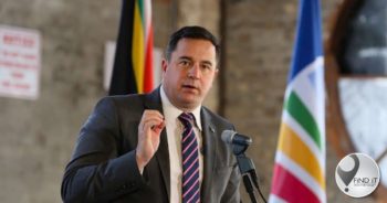 ‘He’s campaigning’ – Steenhuisen criticized for mandatory vaccine comments