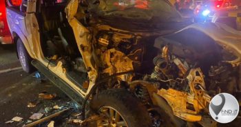 Sewe voertuie in botsing by Kemptonpark