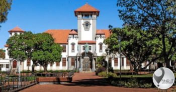 Student dood langs bed gevind na hy eksamen misloop