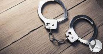 Meisie (16) in vlak graf gevind, jong man (19) gee homself oor