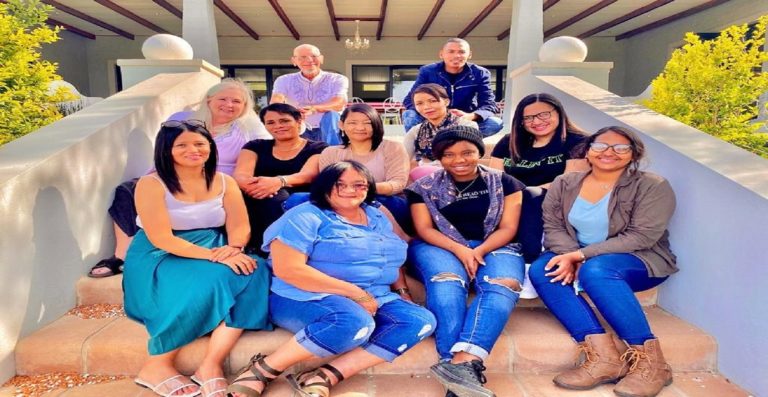 Namakwalandse trio nog blinker na 'n slypskool vir aspirant-skrywers
