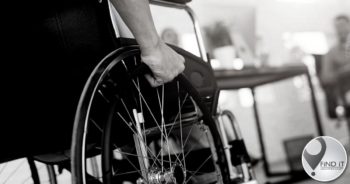 Man verkrag bejaarde vrou in rolstoel