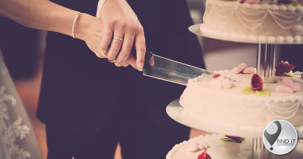 Bizarre bride charges guest R100 for ‘stealing’ an extra piece of cake