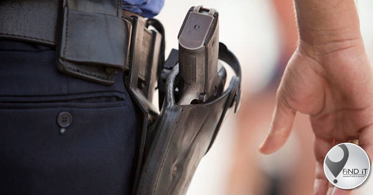 Skote by polisiekantoor afgevuur, polisieman in aanhouding