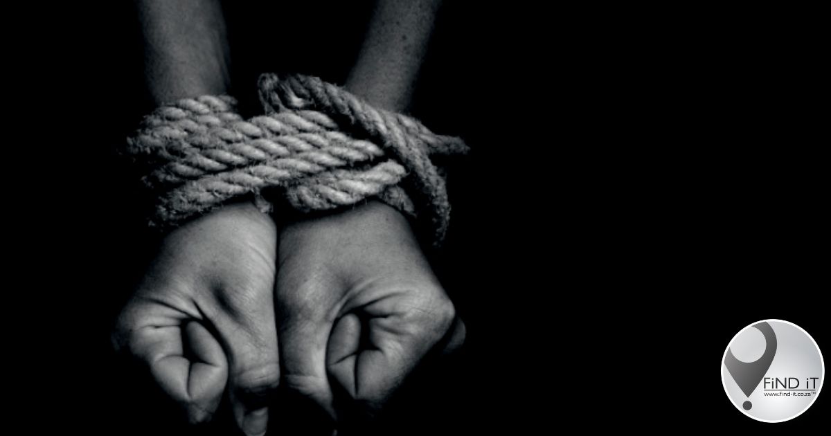 Vrou deur mans wat hulle glo as polisielede voordoen, ontvoer