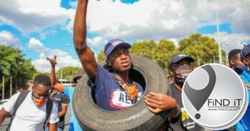 Mandatory vaccination policies could lead to protests at the start of academic year warns SAUS.