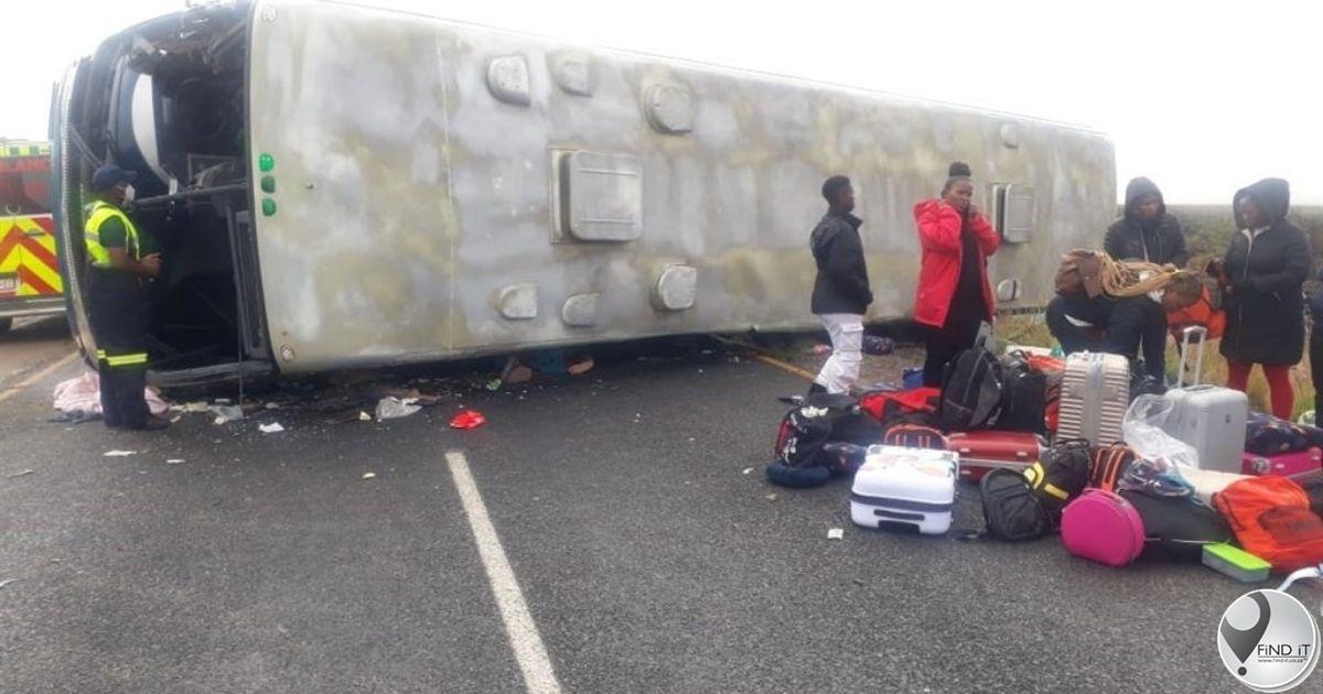 Netball South Africa has confirmed, that four people have died from the OR Tambo district in the Eastern after bus accident in early hours of Sunday morning.