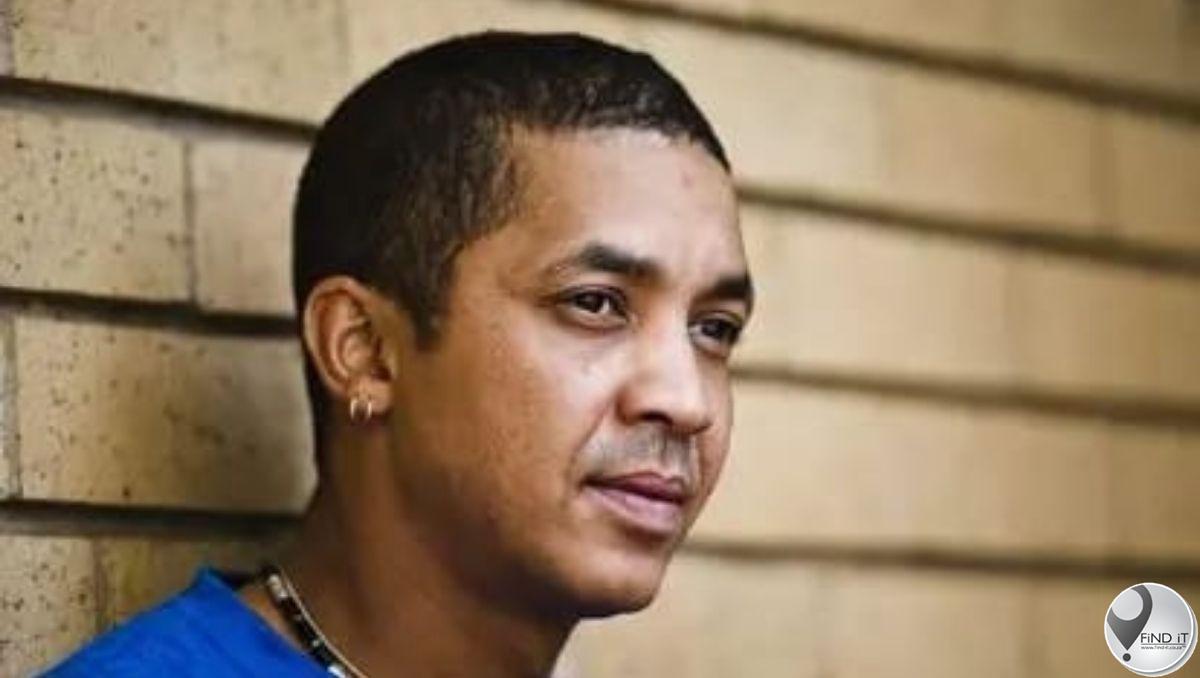 Former 7de Laan actor admitted to hospital after coughing up blood.