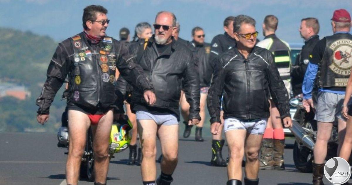 Bikers sonder broeke – vir ’n goeie doel