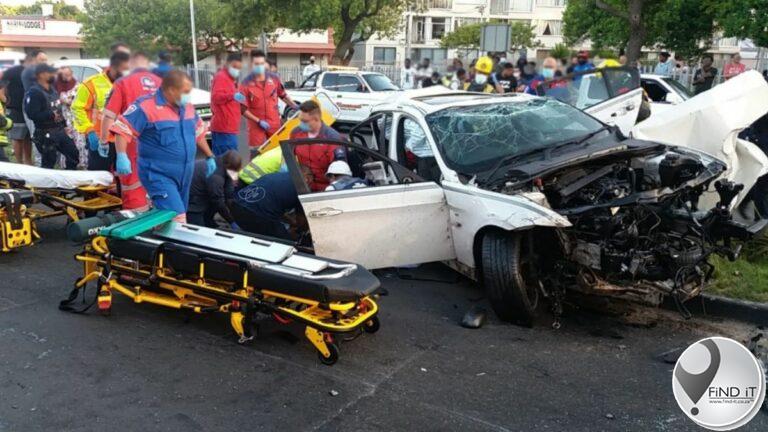 Man en kind in ongeluk dood