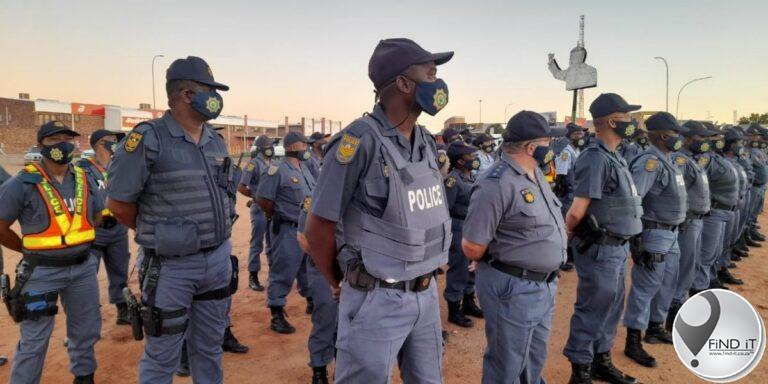Northern Cape SAPS out in full force policing new year's eve celebrations