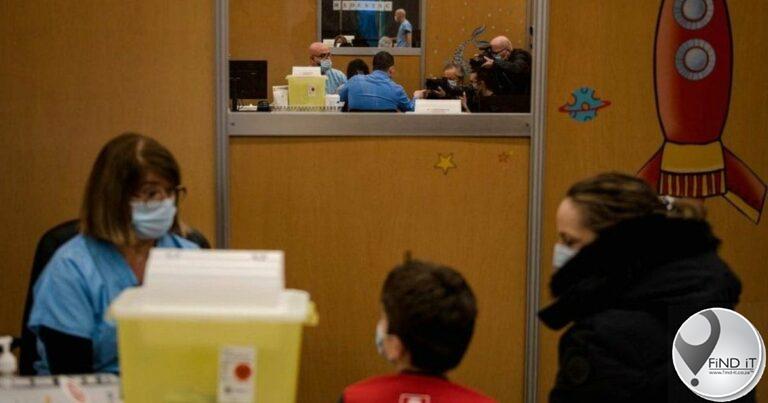 Unvaccinated father loses right to see his child