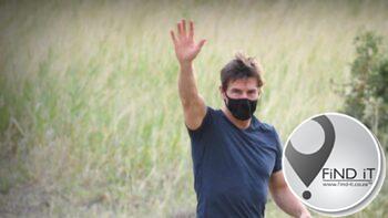 Cruise captures hearts of South Africans as he films Mission impossible 8