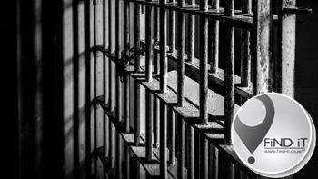Tronke op ‘lockdown’ na twee se dood in massa-geveg